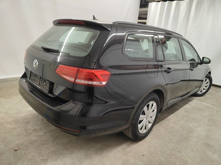 Photo 1 VIN: WVWZZZ3CZJE231878 - VOLKSWAGEN PASSAT 