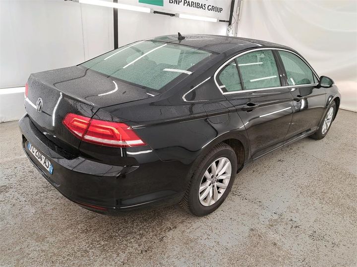 Photo 2 VIN: WVWZZZ3CZJE235772 - VOLKSWAGEN PASSAT 