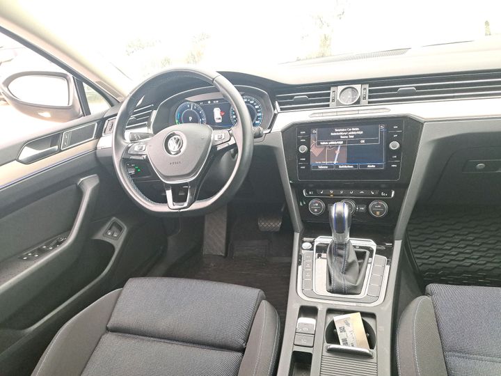 Photo 4 VIN: WVWZZZ3CZJE241630 - VOLKSWAGEN PASSAT 