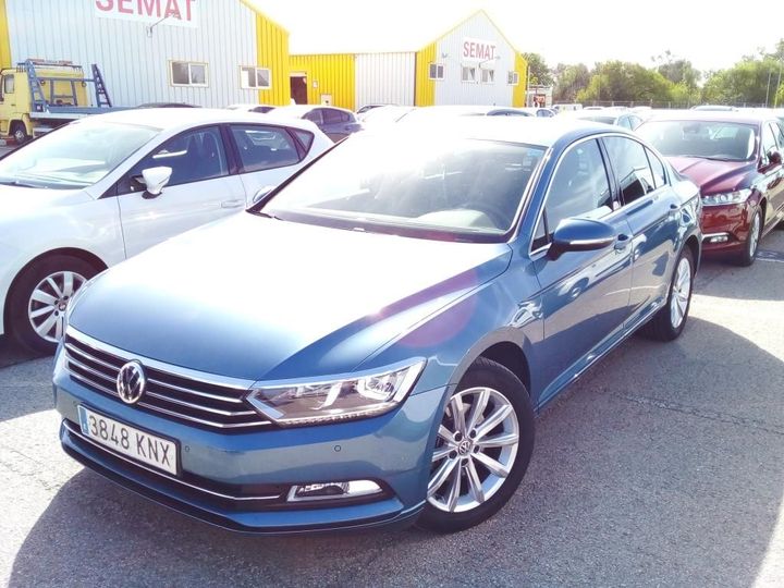 Photo 1 VIN: WVWZZZ3CZJE241804 - VOLKSWAGEN PASSAT 