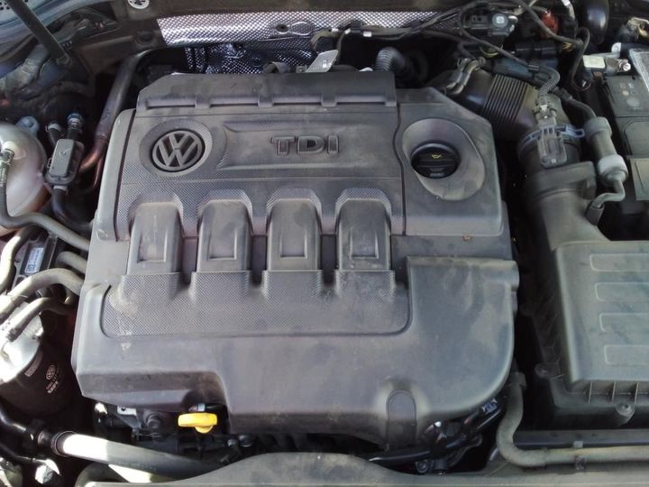 Photo 5 VIN: WVWZZZ3CZJE241804 - VOLKSWAGEN PASSAT 