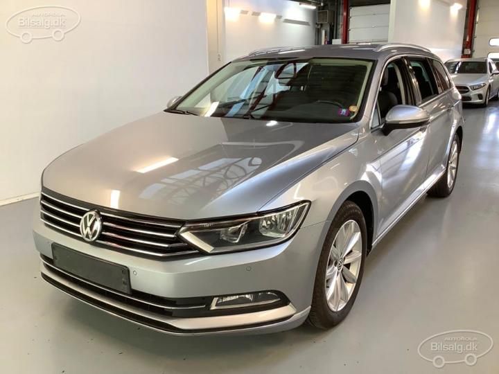 Photo 1 VIN: WVWZZZ3CZJE243918 - VOLKSWAGEN PASSAT 