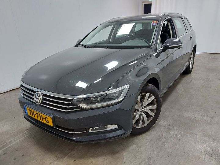 Photo 0 VIN: WVWZZZ3CZJE244645 - VOLKSWAGEN PASSAT 