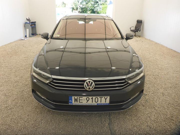 Photo 1 VIN: WVWZZZ3CZJE245176 - VOLKSWAGEN PASSAT 