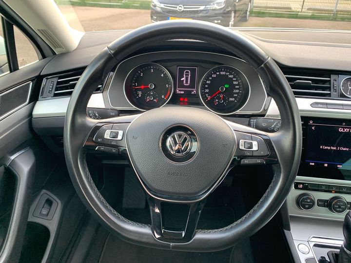 Photo 10 VIN: WVWZZZ3CZJE245934 - VOLKSWAGEN PASSAT 