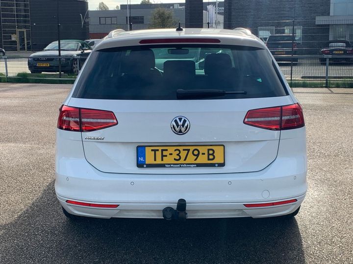 Photo 12 VIN: WVWZZZ3CZJE245934 - VOLKSWAGEN PASSAT VARIANT 