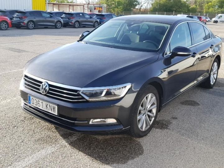 Photo 1 VIN: WVWZZZ3CZJE248333 - VOLKSWAGEN PASSAT 