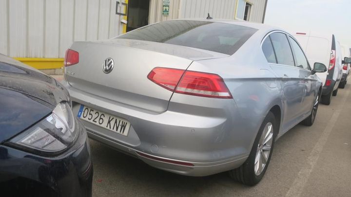 Photo 5 VIN: WVWZZZ3CZJE248741 - VOLKSWAGEN PASSAT 