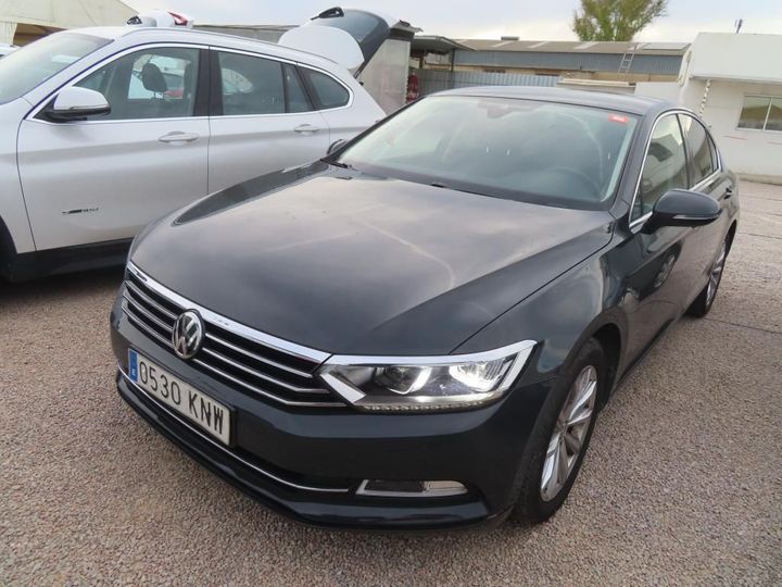 Photo 1 VIN: WVWZZZ3CZJE248747 - VOLKSWAGEN PASSAT 