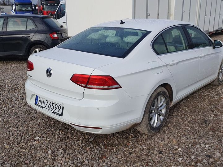 Photo 3 VIN: WVWZZZ3CZJE251660 - VOLKSWAGEN PASSAT 