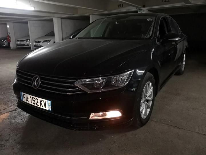 Photo 1 VIN: WVWZZZ3CZJE252051 - VOLKSWAGEN PASSAT 