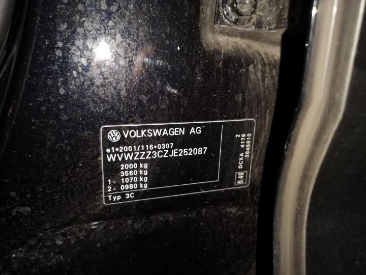 Photo 5 VIN: WVWZZZ3CZJE252087 - VOLKSWAGEN PASSAT 