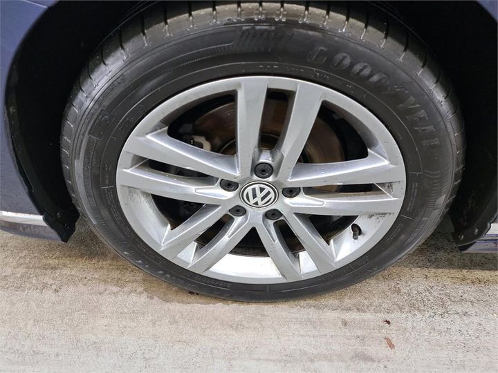 Photo 12 VIN: WVWZZZ3CZJE254247 - VOLKSWAGEN PASSAT 