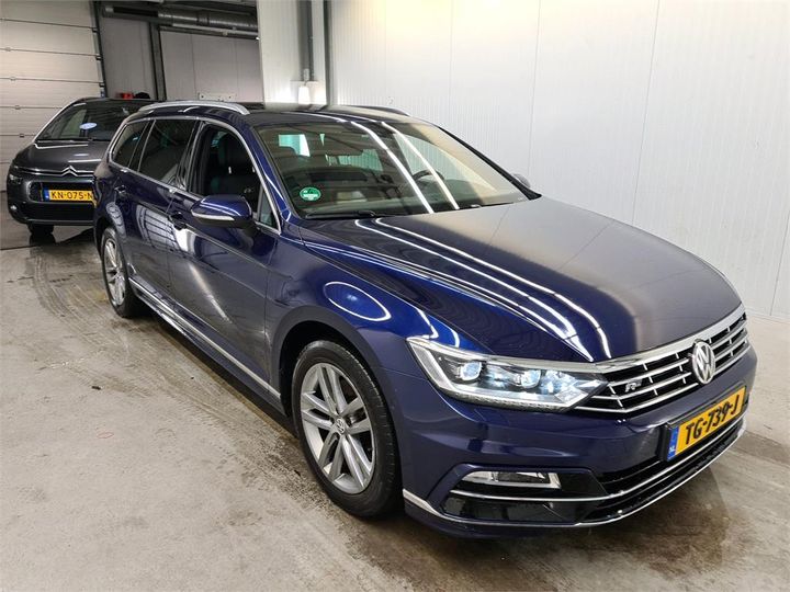 Photo 2 VIN: WVWZZZ3CZJE254247 - VOLKSWAGEN PASSAT 