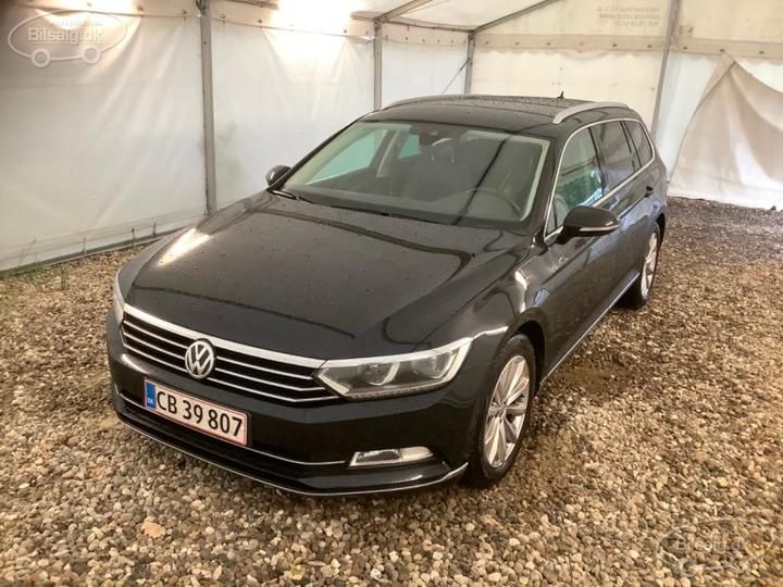 Photo 1 VIN: WVWZZZ3CZJE254600 - VOLKSWAGEN PASSAT 