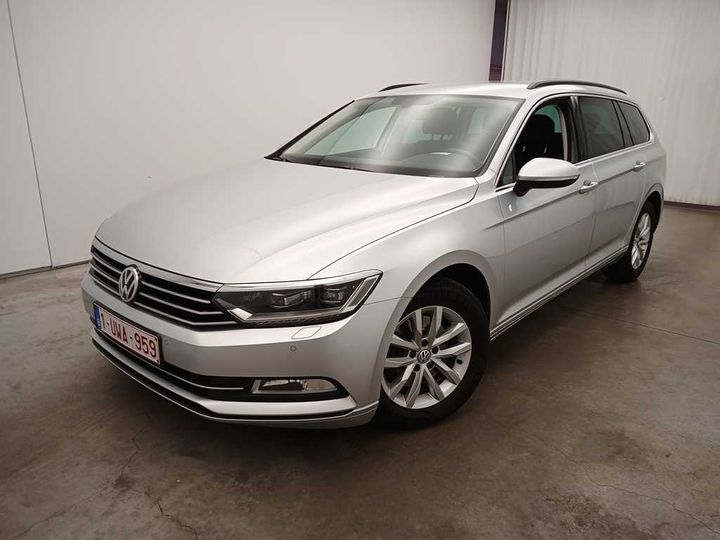 Photo 1 VIN: WVWZZZ3CZJE256162 - VOLKSWAGEN PASSAT 