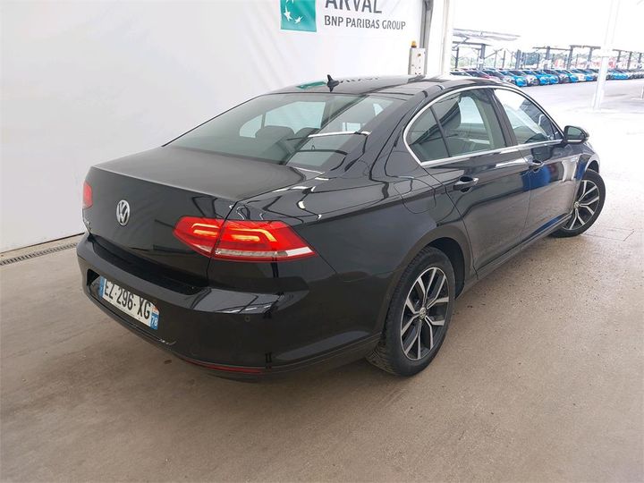 Photo 3 VIN: WVWZZZ3CZJE260586 - VOLKSWAGEN PASSAT 