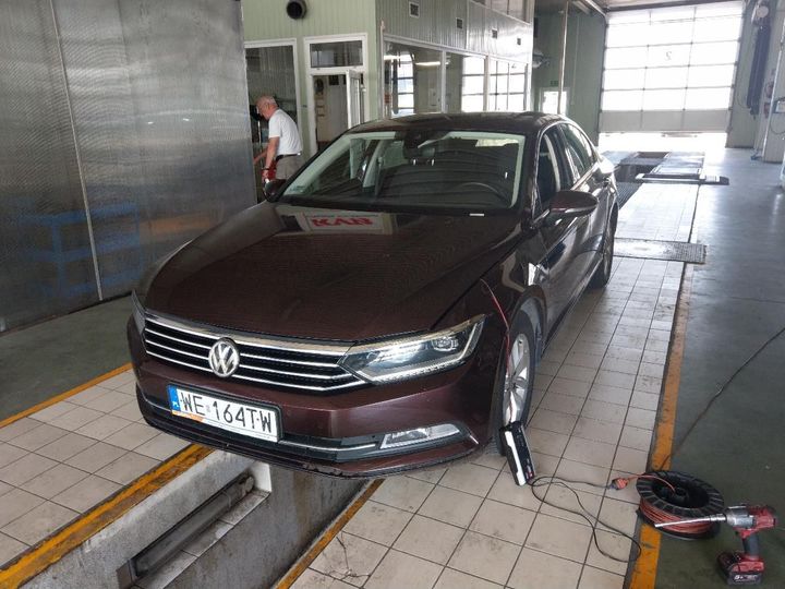 Photo 1 VIN: WVWZZZ3CZJE261624 - VOLKSWAGEN PASSAT 