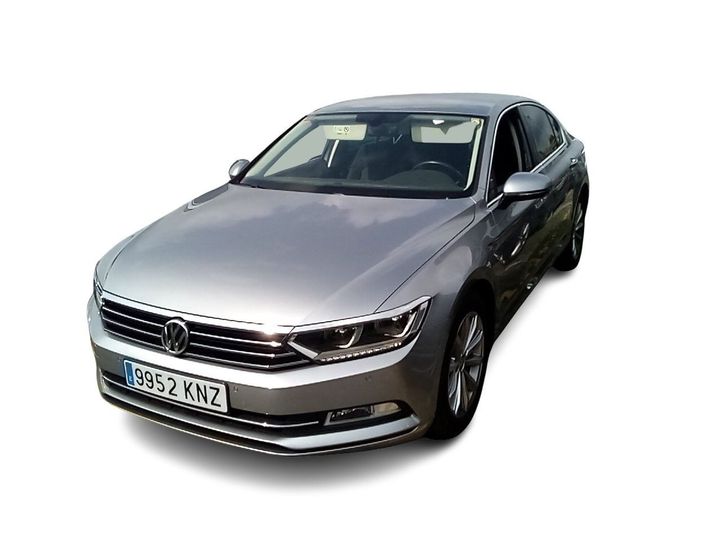 Photo 1 VIN: WVWZZZ3CZJE262240 - VOLKSWAGEN PASSAT 