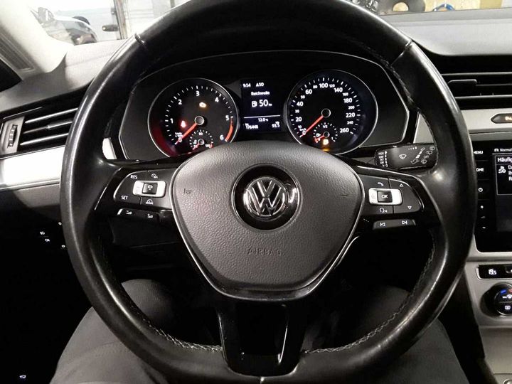 Photo 17 VIN: WVWZZZ3CZJP001882 - VOLKSWAGEN PASSAT 