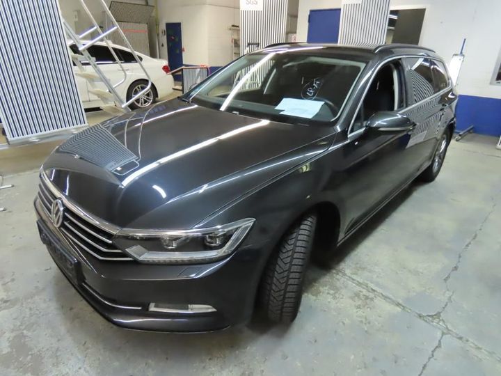 Photo 1 VIN: WVWZZZ3CZJP004642 - VOLKSWAGEN PASSAT 