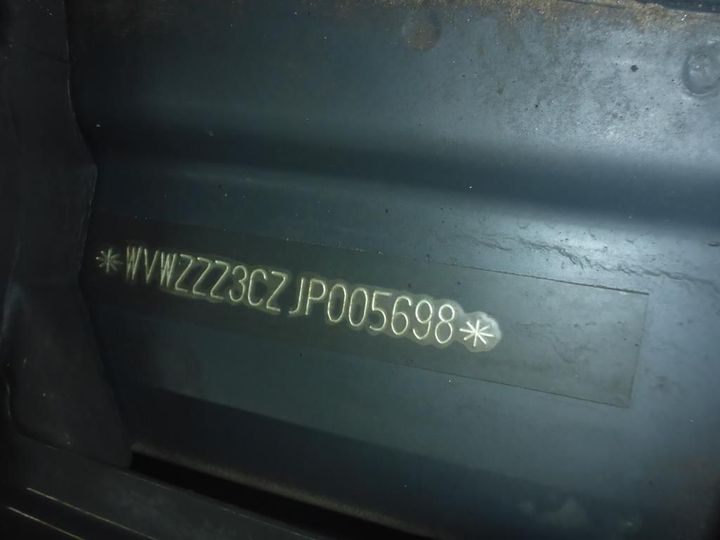 Photo 16 VIN: WVWZZZ3CZJP005698 - VOLKSWAGEN PASSAT 