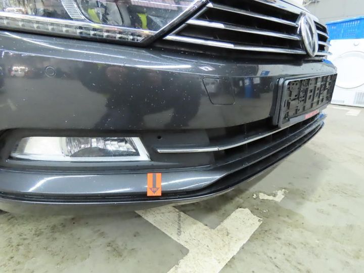 Photo 16 VIN: WVWZZZ3CZJP010198 - VOLKSWAGEN PASSAT 