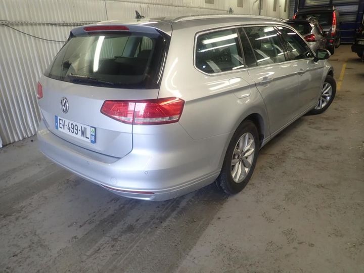 Photo 2 VIN: WVWZZZ3CZJP011589 - VOLKSWAGEN PASSAT 