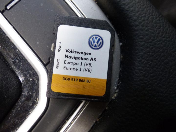 Photo 12 VIN: WVWZZZ3CZJP012051 - VOLKSWAGEN PASSAT 2.0 TDI COMFORTLINE 