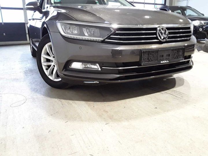 Photo 27 VIN: WVWZZZ3CZJP012874 - VOLKSWAGEN PASSAT 