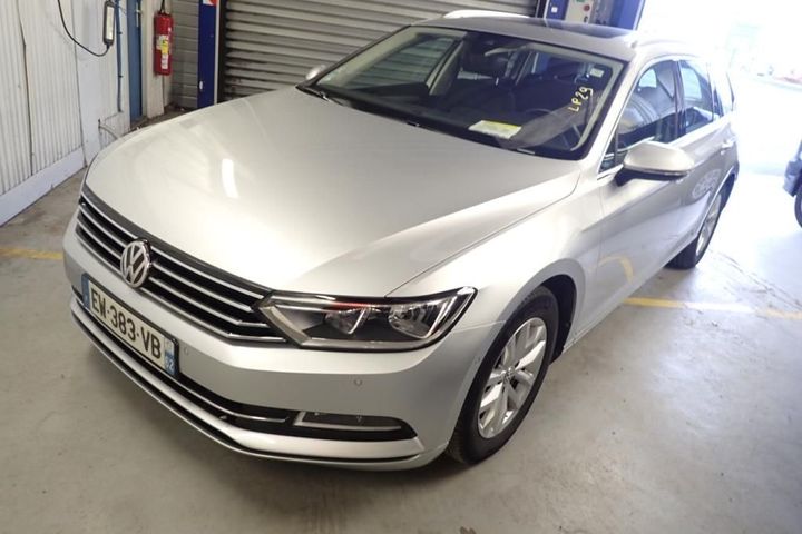 Photo 1 VIN: WVWZZZ3CZJP012979 - VOLKSWAGEN PASSAT 