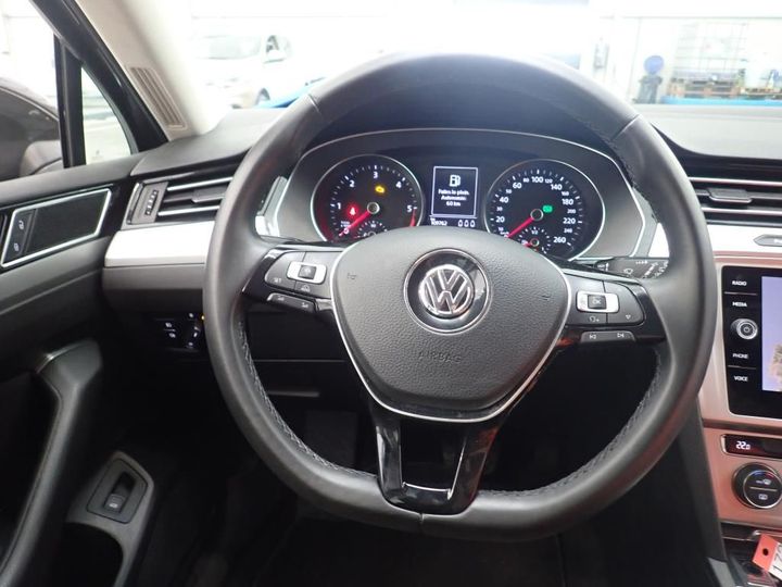 Photo 10 VIN: WVWZZZ3CZJP013378 - VOLKSWAGEN PASSAT 