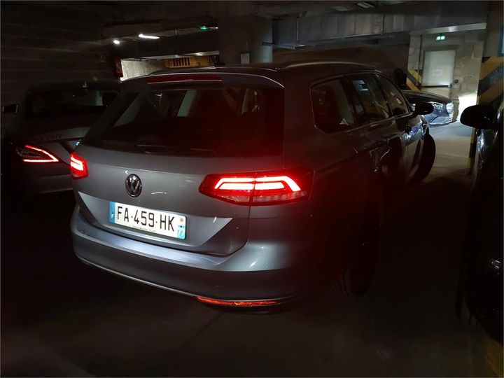 Photo 3 VIN: WVWZZZ3CZJP016340 - VOLKSWAGEN PASSAT 