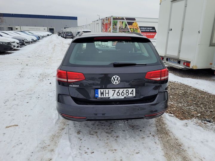 Photo 11 VIN: WVWZZZ3CZJP018551 - VOLKSWAGEN PASSAT 