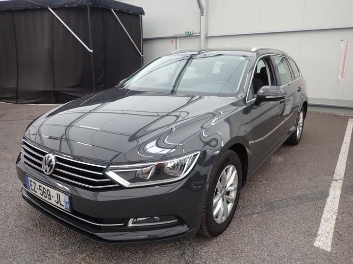 Photo 1 VIN: WVWZZZ3CZJP018913 - VOLKSWAGEN PASSAT 