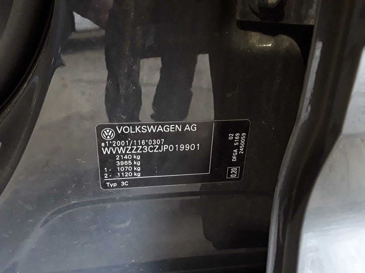 Photo 10 VIN: WVWZZZ3CZJP019901 - VOLKSWAGEN PASSAT 