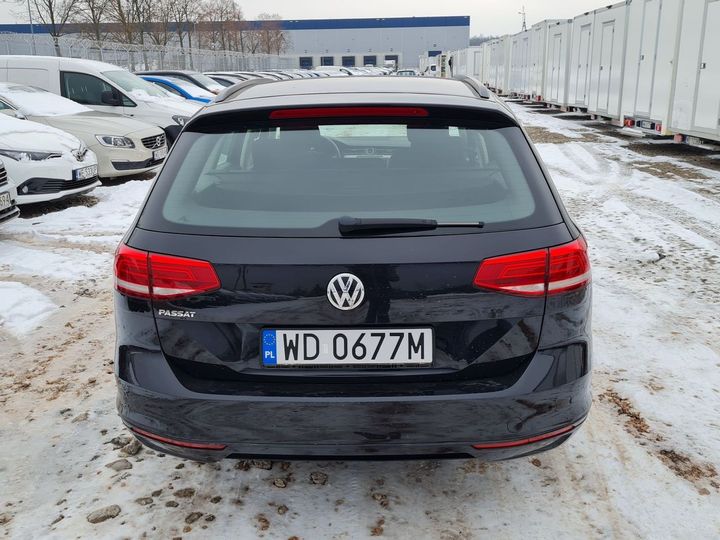 Photo 11 VIN: WVWZZZ3CZJP020487 - VOLKSWAGEN PASSAT 