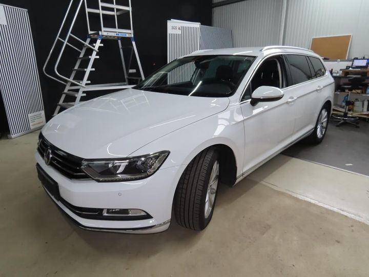 Photo 1 VIN: WVWZZZ3CZJP020581 - VOLKSWAGEN PASSAT 