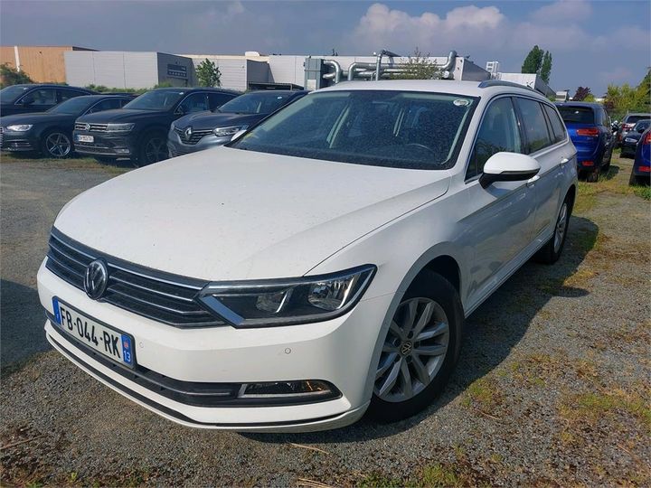 Photo 1 VIN: WVWZZZ3CZKE011345 - VOLKSWAGEN PASSAT 