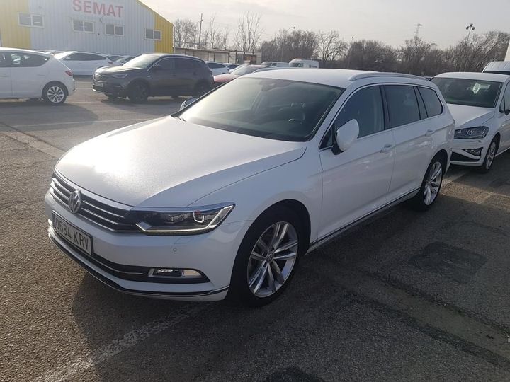 Photo 1 VIN: WVWZZZ3CZKE011628 - VOLKSWAGEN PASSAT 