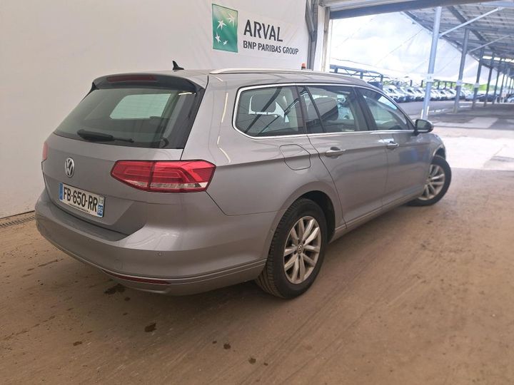 Photo 1 VIN: WVWZZZ3CZKE014738 - VOLKSWAGEN PASSAT 