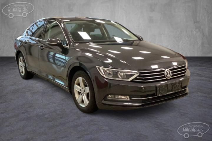 Photo 2 VIN: WVWZZZ3CZKE020680 - VOLKSWAGEN PASSAT 