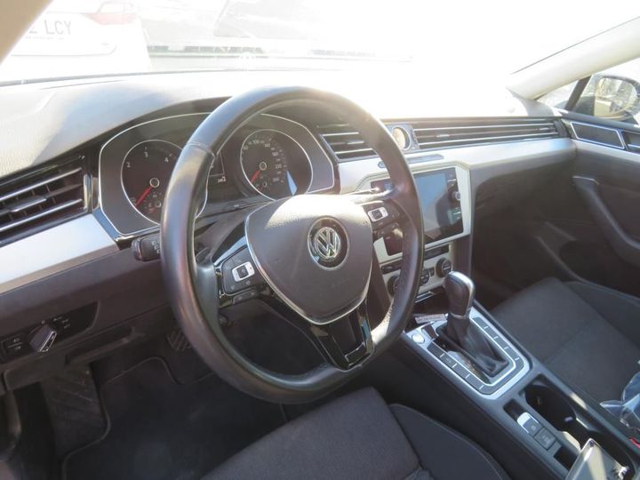 Photo 3 VIN: WVWZZZ3CZKE030439 - VOLKSWAGEN PASSAT 