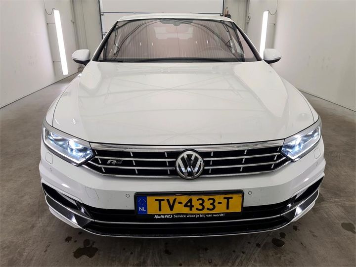 Photo 10 VIN: WVWZZZ3CZKE033132 - VOLKSWAGEN PASSAT 