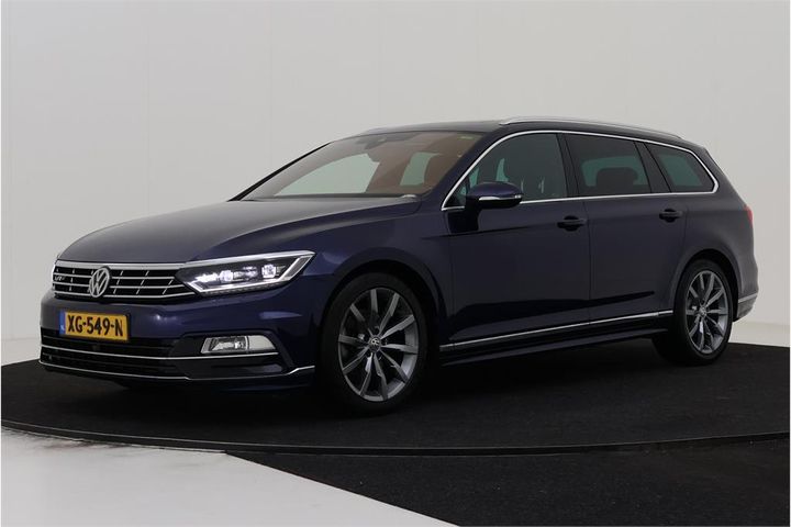 Photo 1 VIN: WVWZZZ3CZKE044565 - VOLKSWAGEN PASSAT 