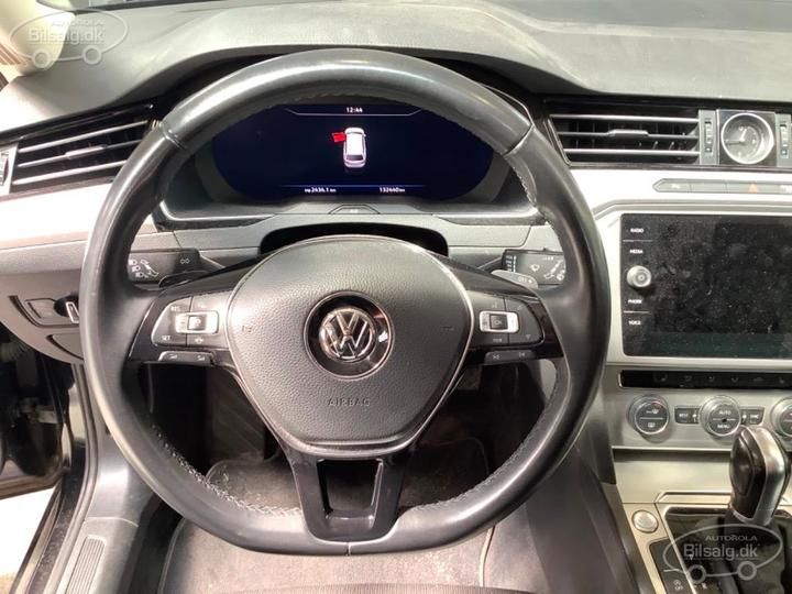 Photo 5 VIN: WVWZZZ3CZKE044619 - VOLKSWAGEN PASSAT 