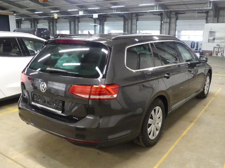 Photo 24 VIN: WVWZZZ3CZKE057001 - VOLKSWAGEN PASSAT VARIANT COMFORTLINE BMT 