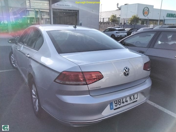 Photo 4 VIN: WVWZZZ3CZKE057023 - VOLKSWAGEN PASSAT 