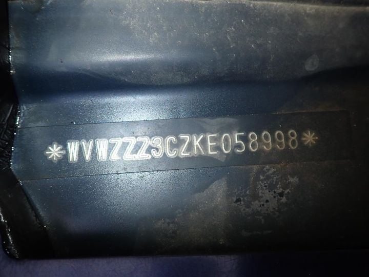 Photo 17 VIN: WVWZZZ3CZKE058998 - VOLKSWAGEN PASSAT 