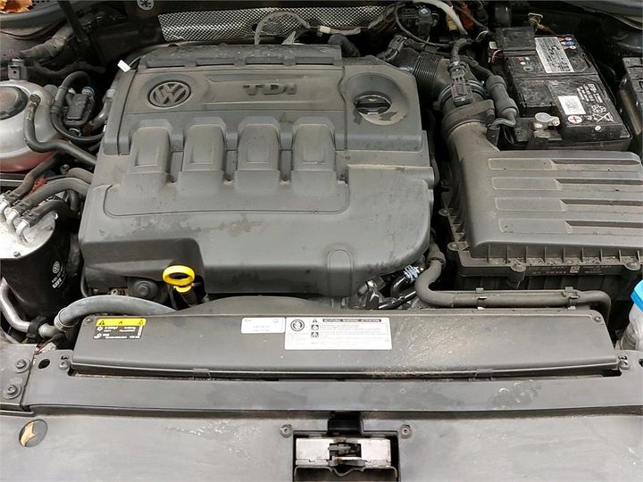 Photo 10 VIN: WVWZZZ3CZKE061793 - VOLKSWAGEN PASSAT 